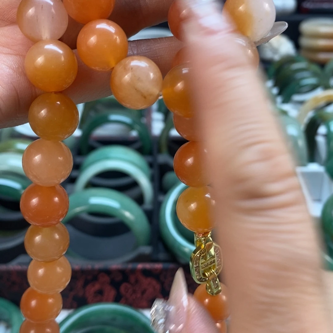 石英岩玉足铂镶嵌手镯