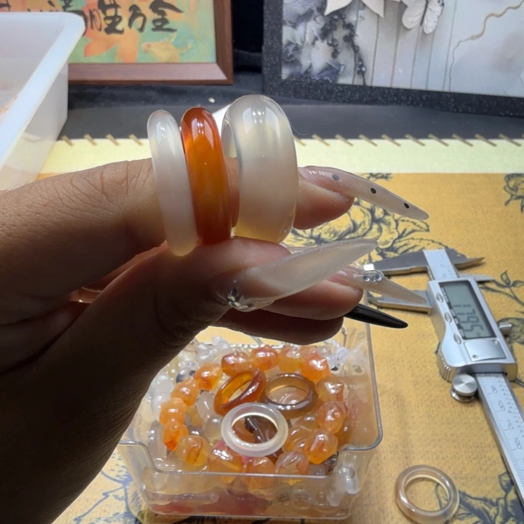 静***心未镶嵌戒指玛瑙/玉髓无鉴赏