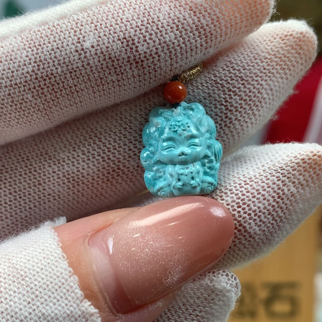 绿松石未镶嵌挂件