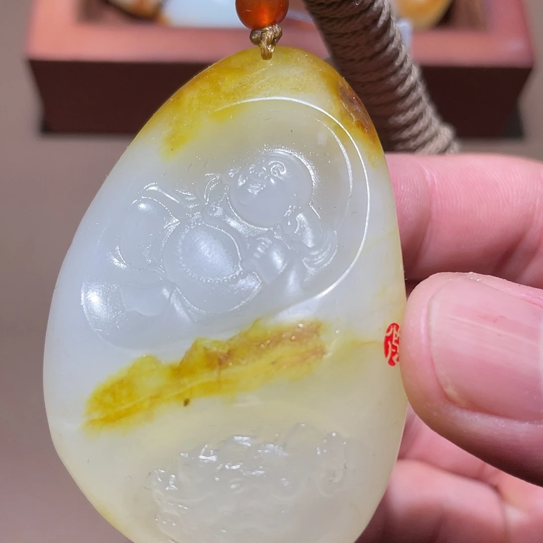 和田玉颈饰未镶嵌d 1
