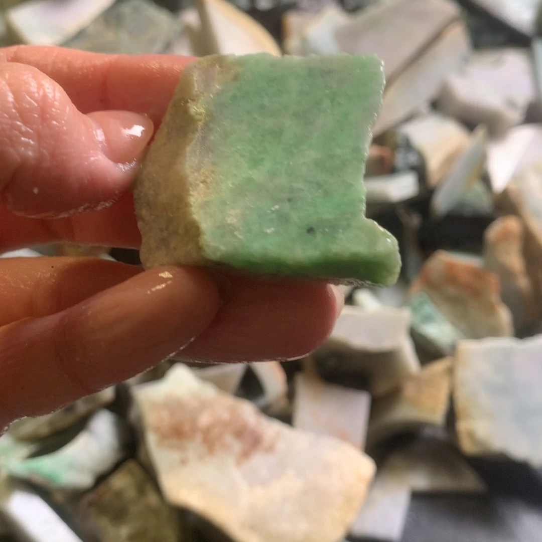 翡翠颈饰未镶嵌缅甸翡翠