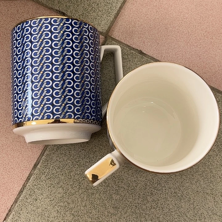 我****新骨瓷两个马克杯蓝色300毫升微瑕完美主义者慎拍