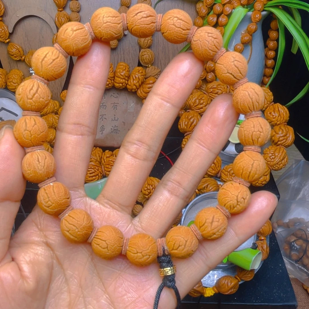 刘***r手串桃核秀秀秀秀1515