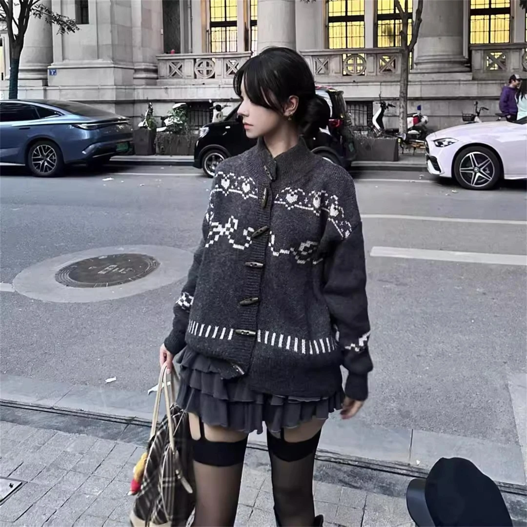 VOCKOO官方氛围感费尔岛提花针织开衫外套女秋冬大尺码胖MM显瘦宽