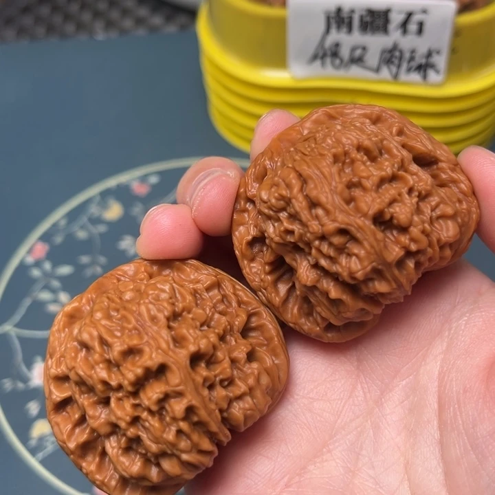 文玩核桃吊坠44-31176-05