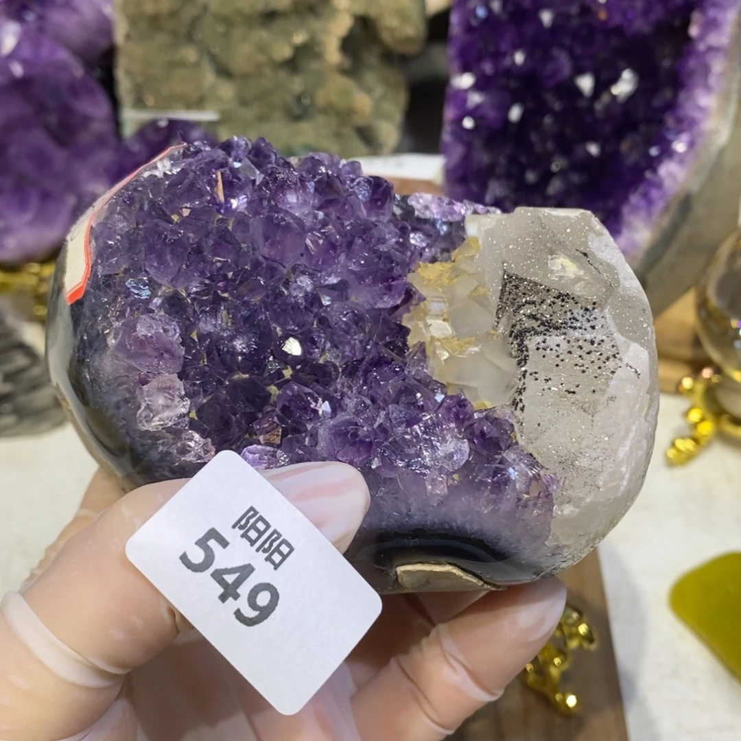 未镶嵌紫晶大型摆件（非配饰）方解石