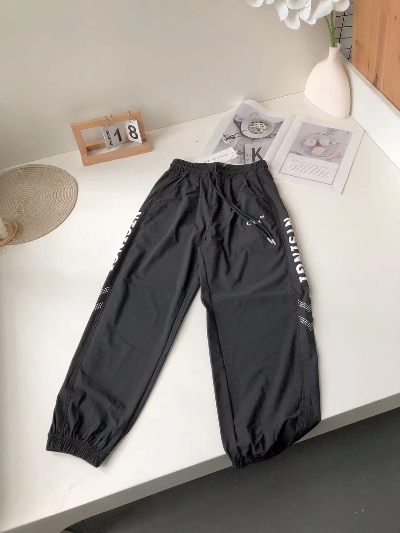 B172儿童吉诺九分速干裤E字母68905