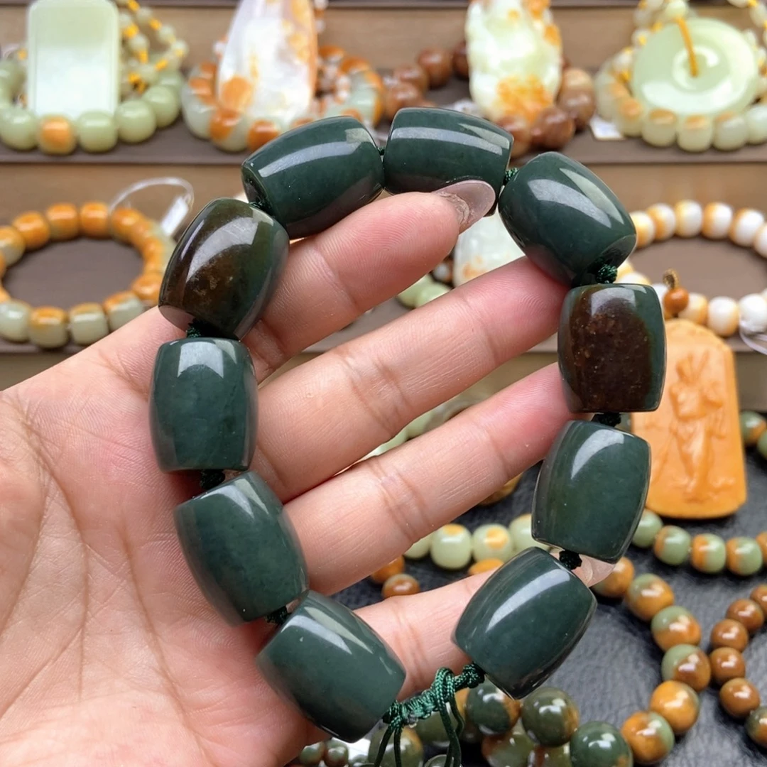 透闪石质玉未镶嵌手串
