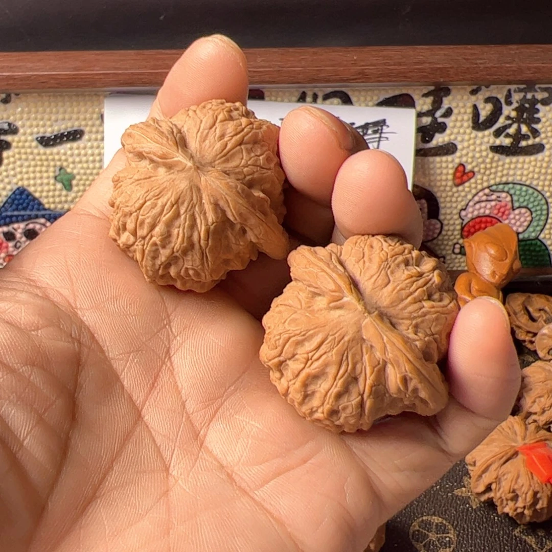 吊坠文玩核桃血麒麟40