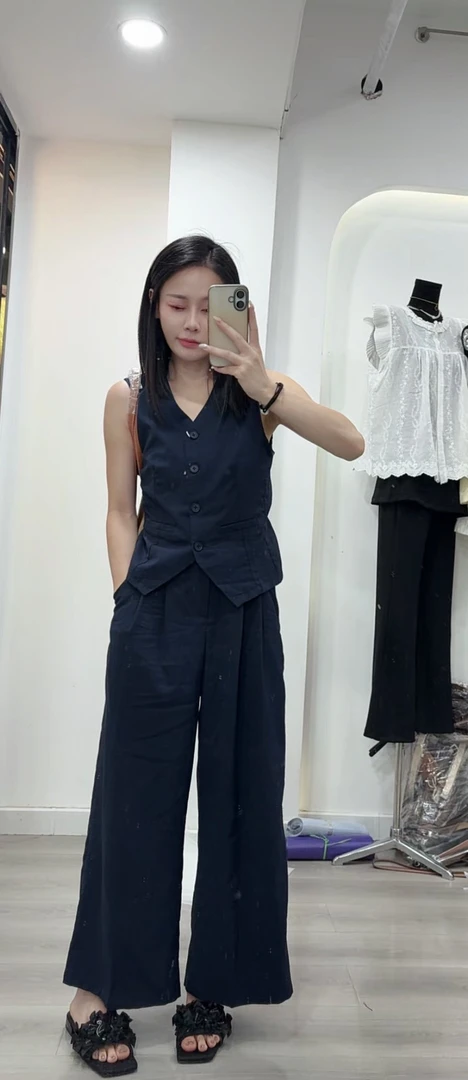 鑫老大女装：新款时装套装