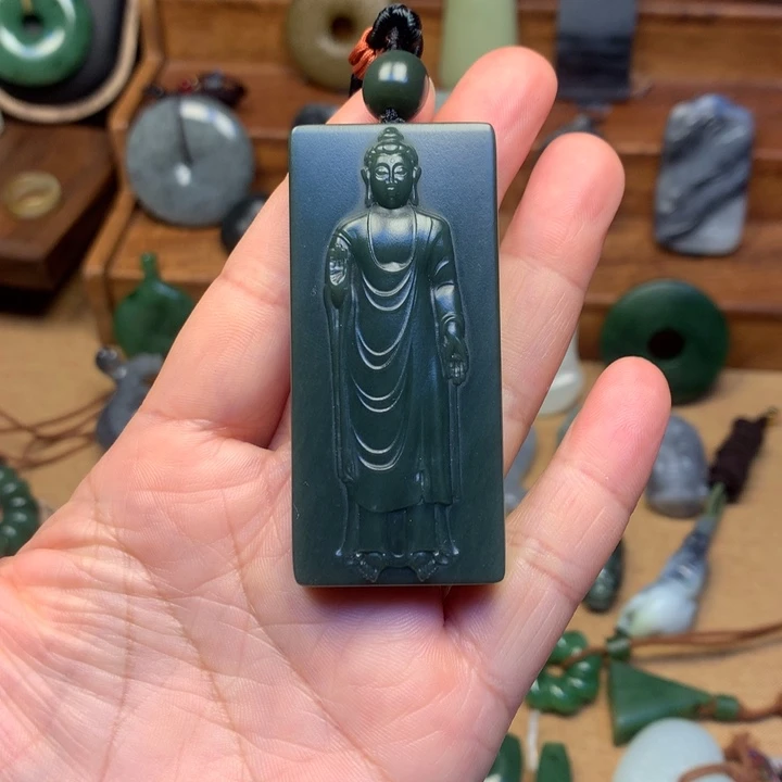 *****和田玉未镶嵌颈饰