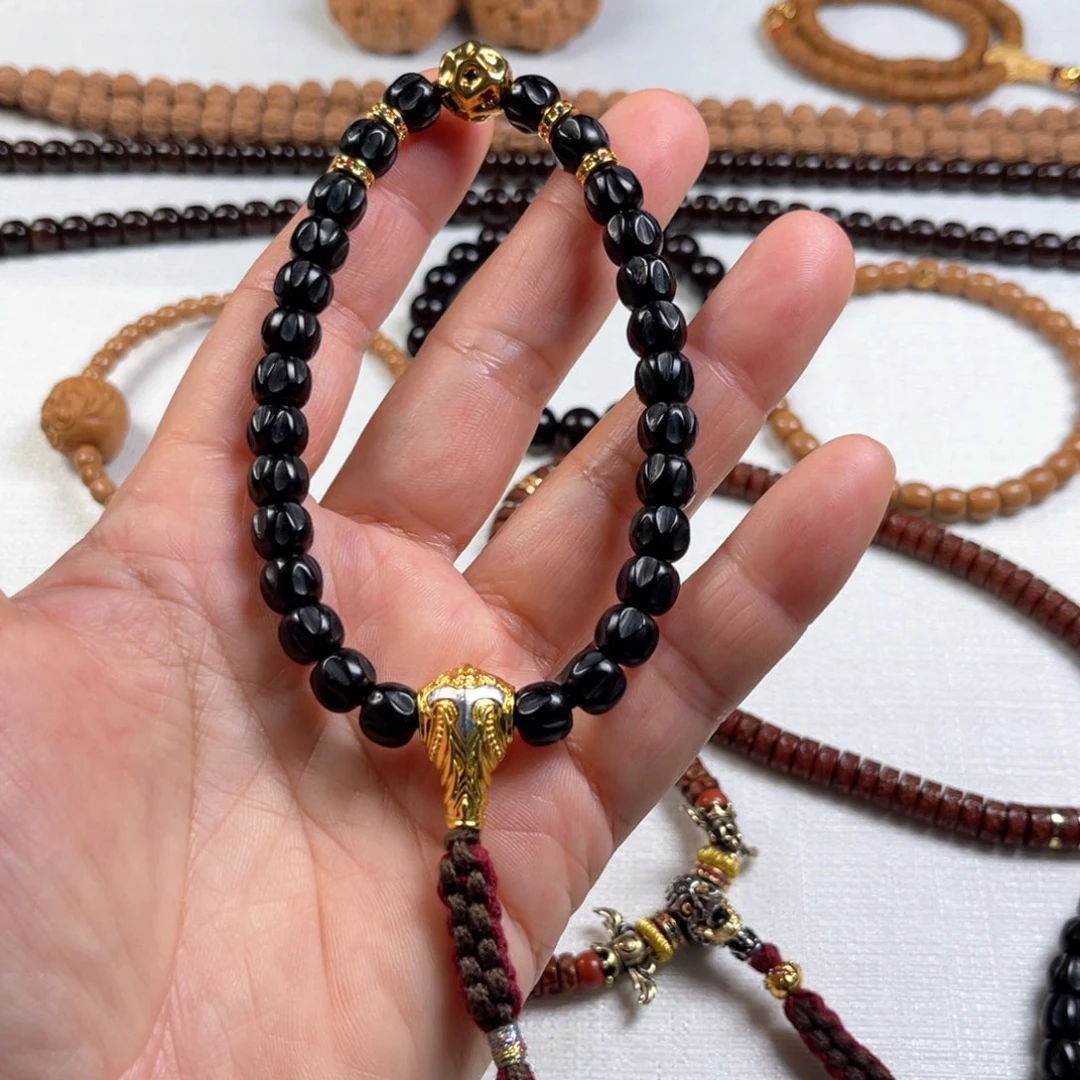 椰蒂吊坠3456777888899