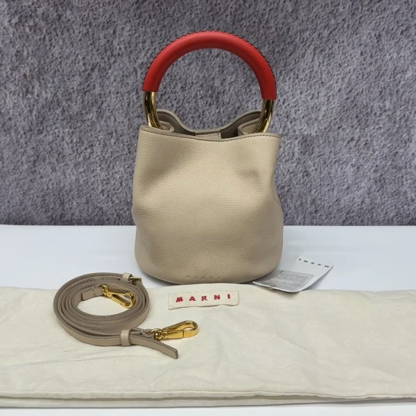 95新/玛尼/包包/市场价8000/250428CZ0024