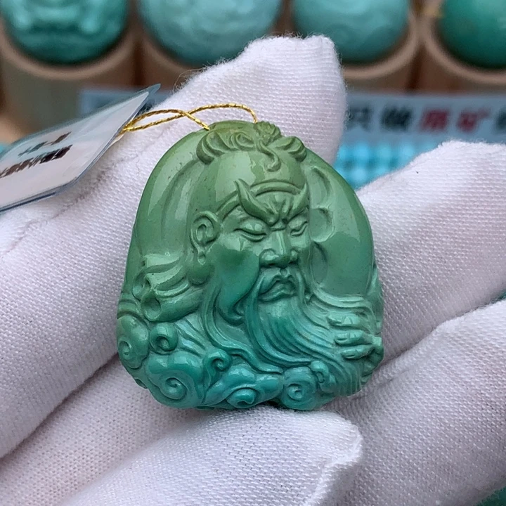 毅***雕绿松石未镶嵌项链