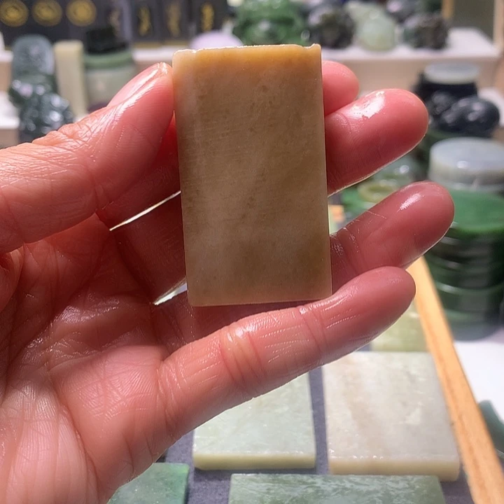 和田玉未镶嵌珠宝半成品