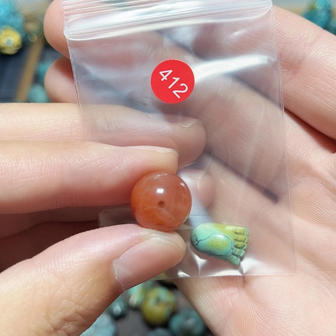 杉***湖玛瑙/玉髓未镶嵌圆珠桶珠老型手串！！