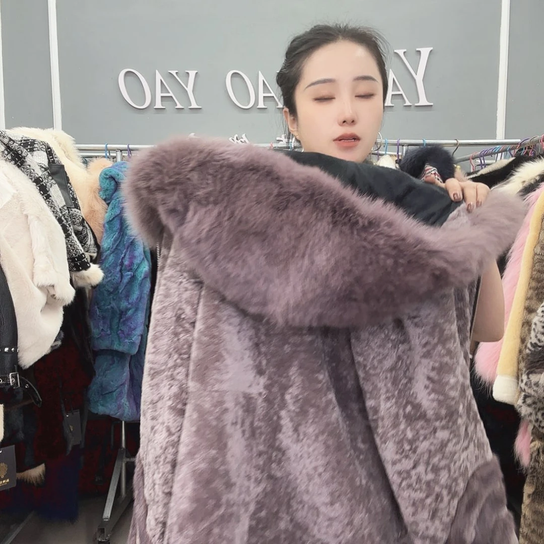 姚小妖家高端皮草