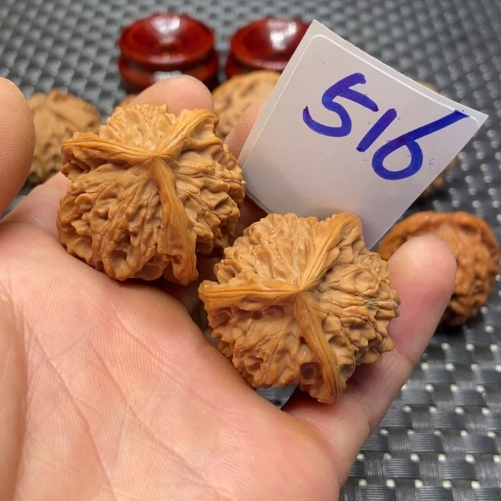 文玩核桃把件516三棱