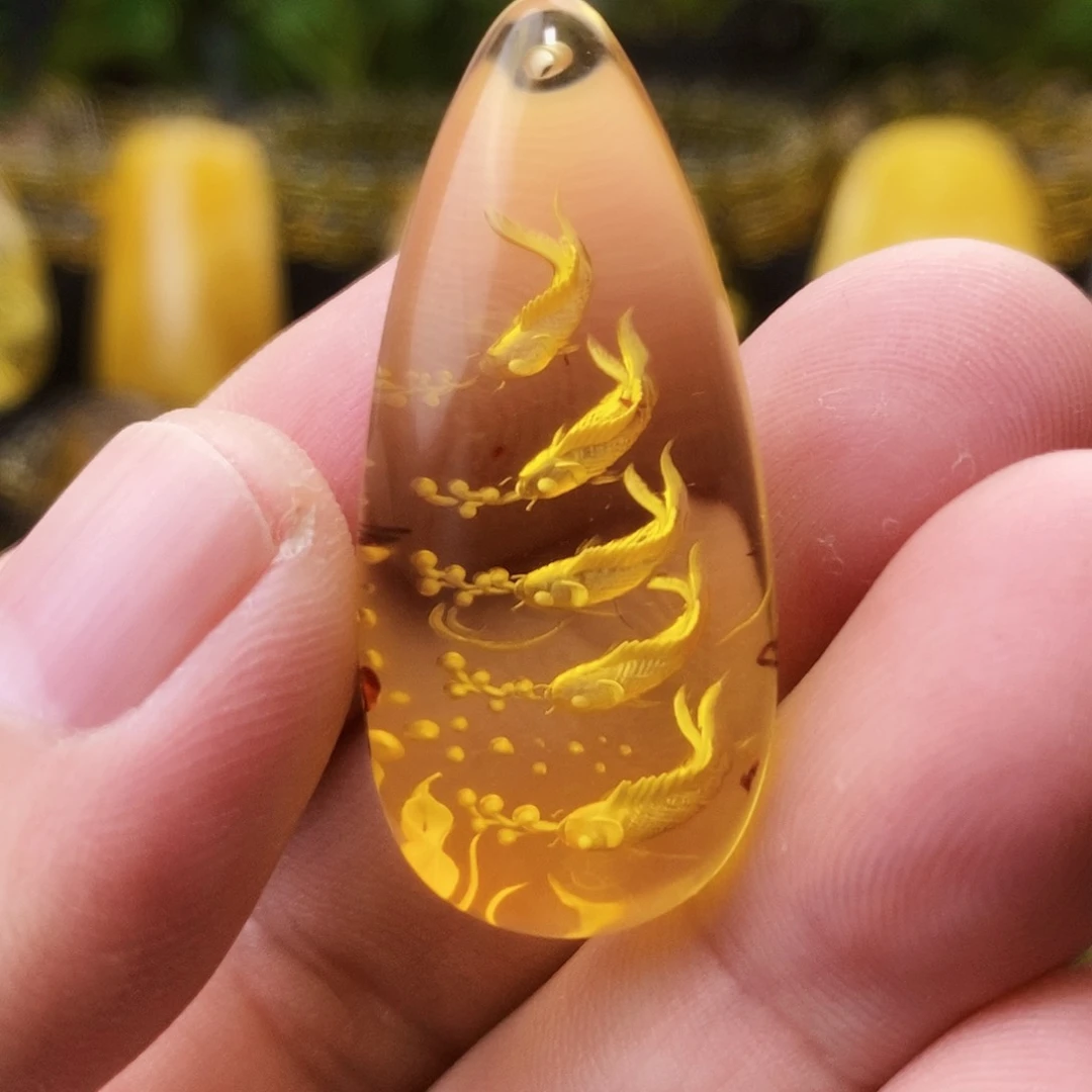 【闪购商品】金珀颈饰未镶嵌琥珀阴雕