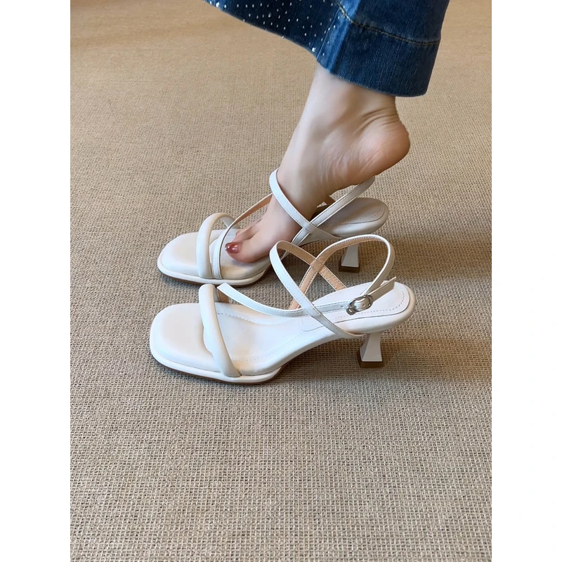 nnmiss·34-39/6cm简约法式方头交叉一字扣带细跟百搭优雅露趾凉鞋