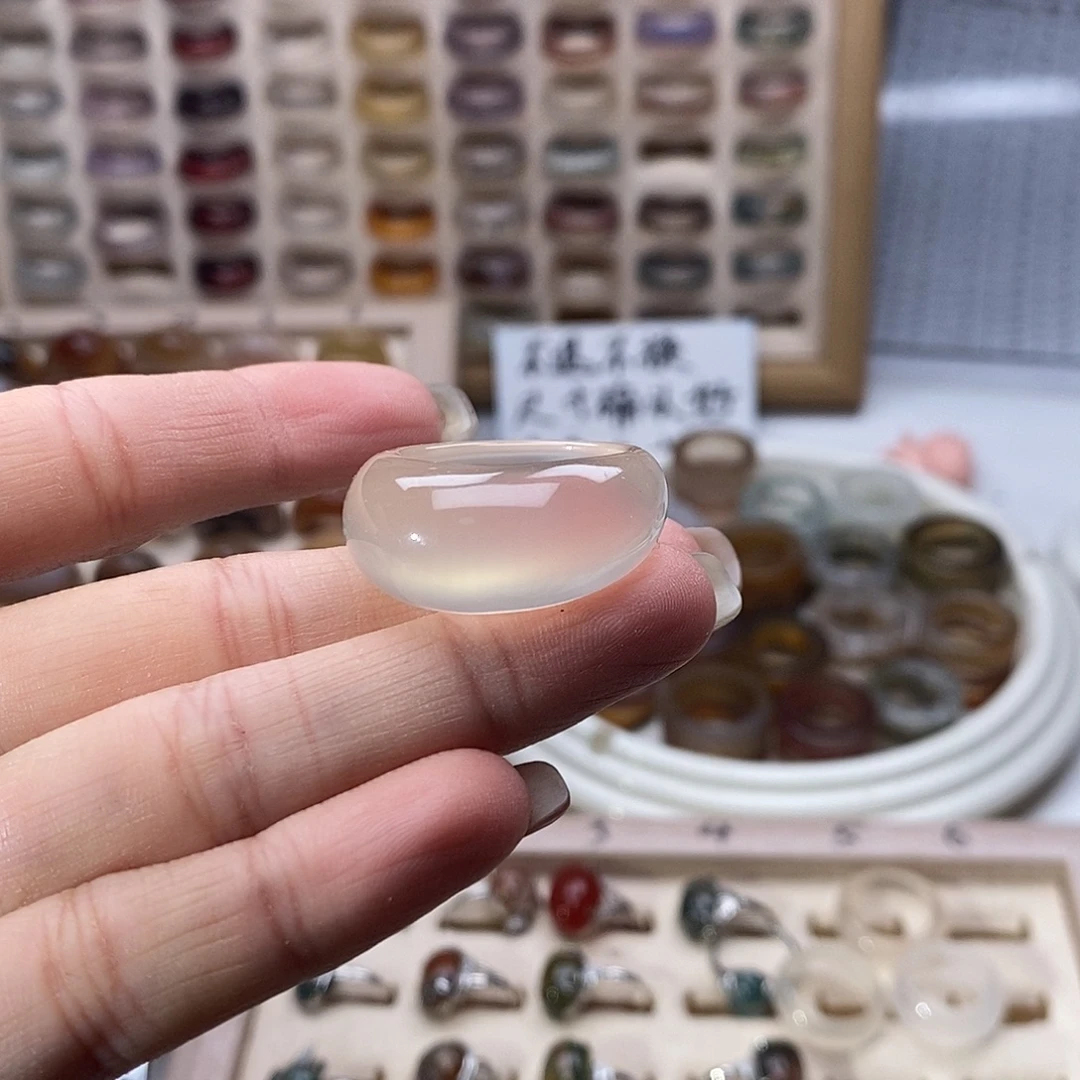 ℋ***࿐未镶嵌戒指玛瑙/玉髓B 81不退换 港24