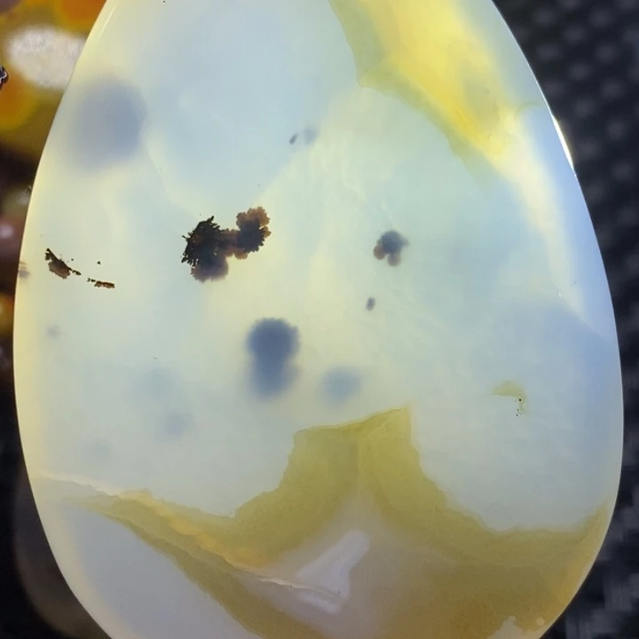 玛瑙/玉髓颈饰未镶嵌本*