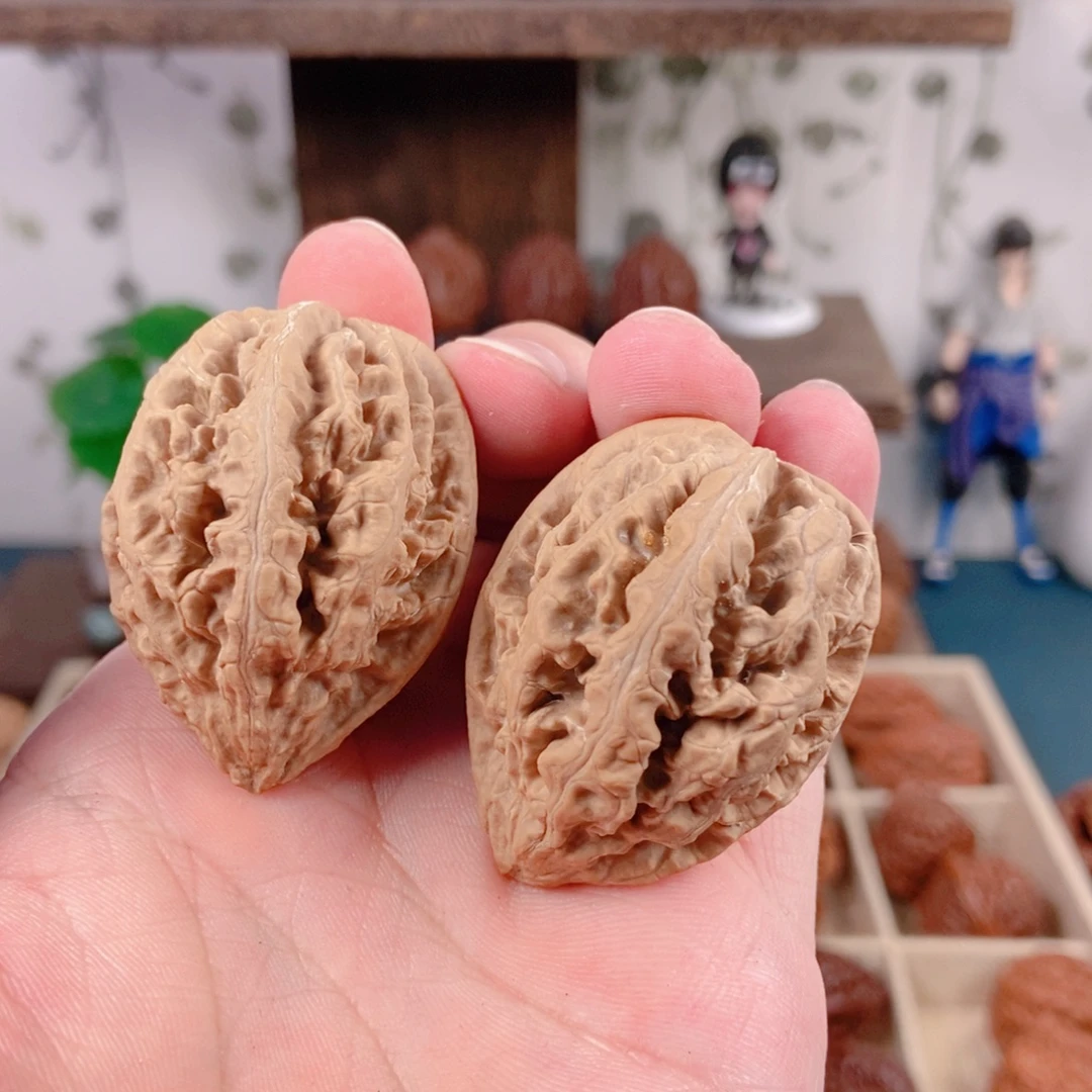 文玩核桃吊坠60¥¥蜡皮虎头