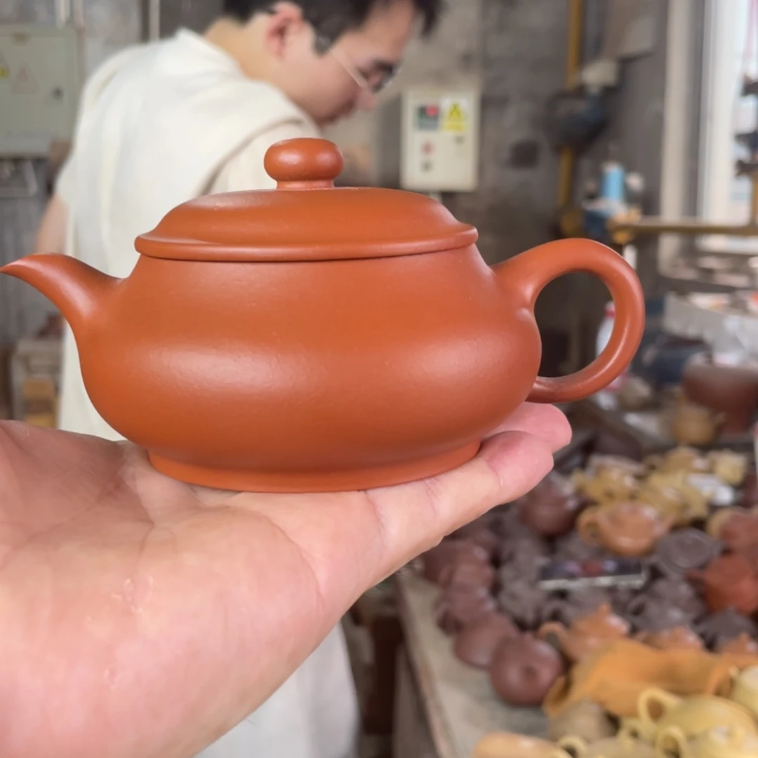 茶壶紫砂LD。赵庄朱泥。 明炉。 200CC