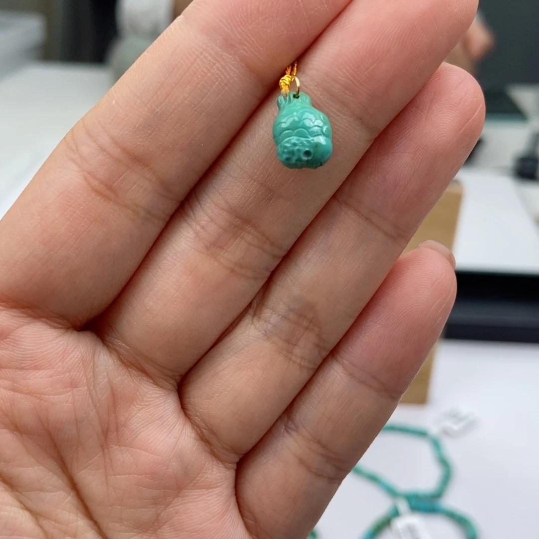 未镶嵌绿松石珠宝奇石