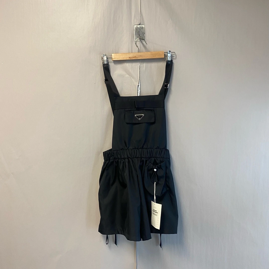 99新 Prada/普拉达 黑色背带尼龙短裤 99新 40码 #6560