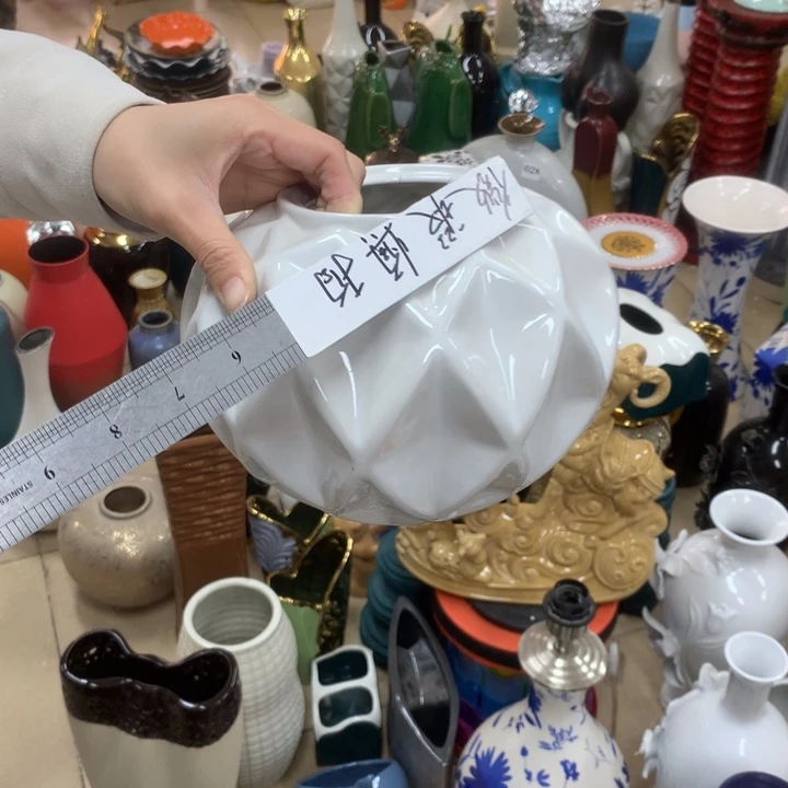 摆件微瑕陶瓷介意勿拍