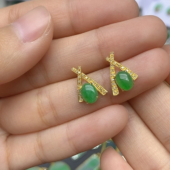 翡翠耳饰18K金镶嵌天然翡翠