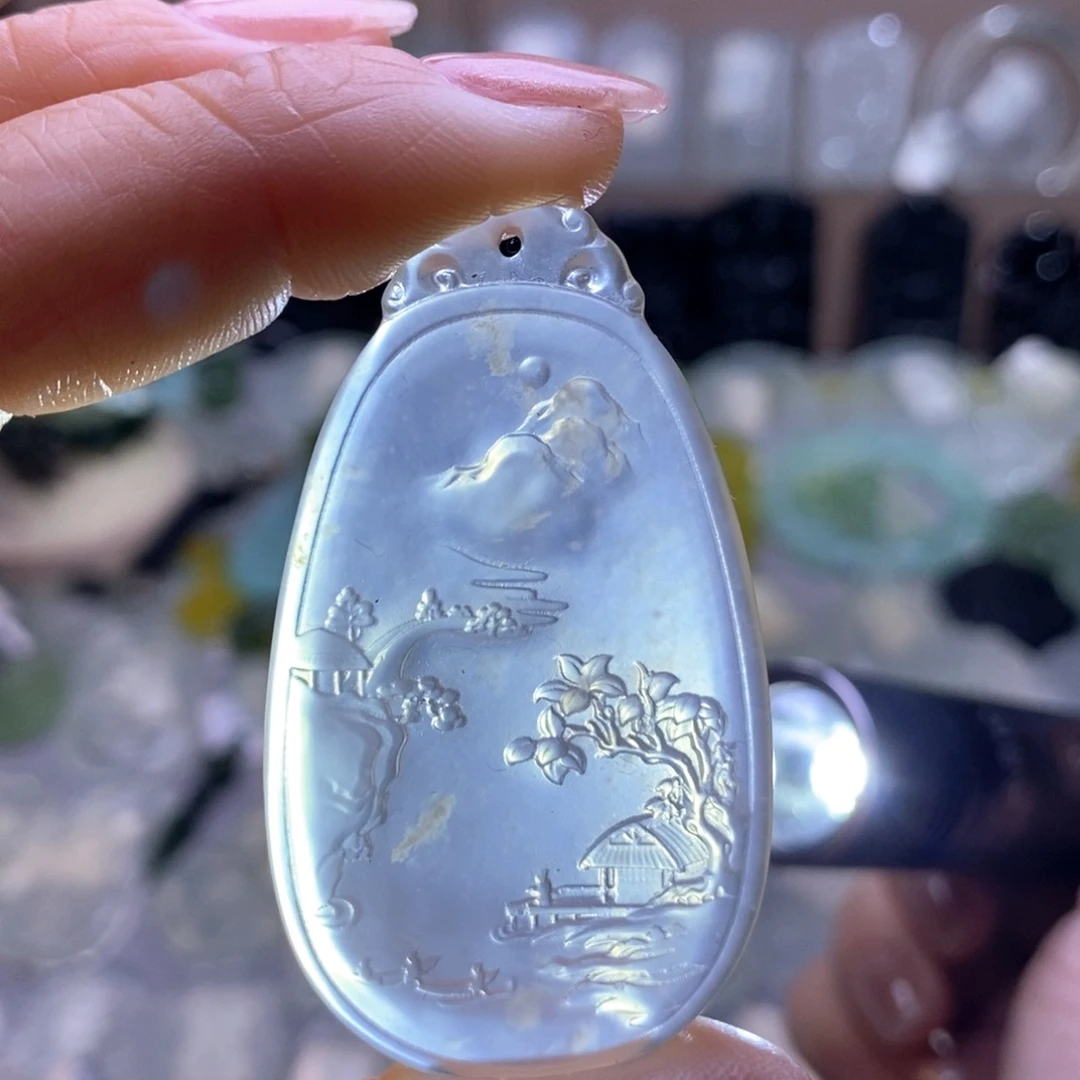 蛇纹石玉未镶嵌颈饰