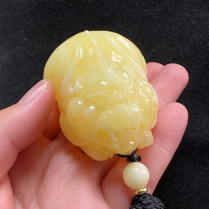 未镶嵌蜜蜡珠宝奇石