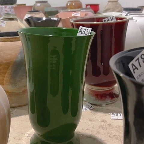 陶瓷舍*予哇塞小珑福利花瓶A834