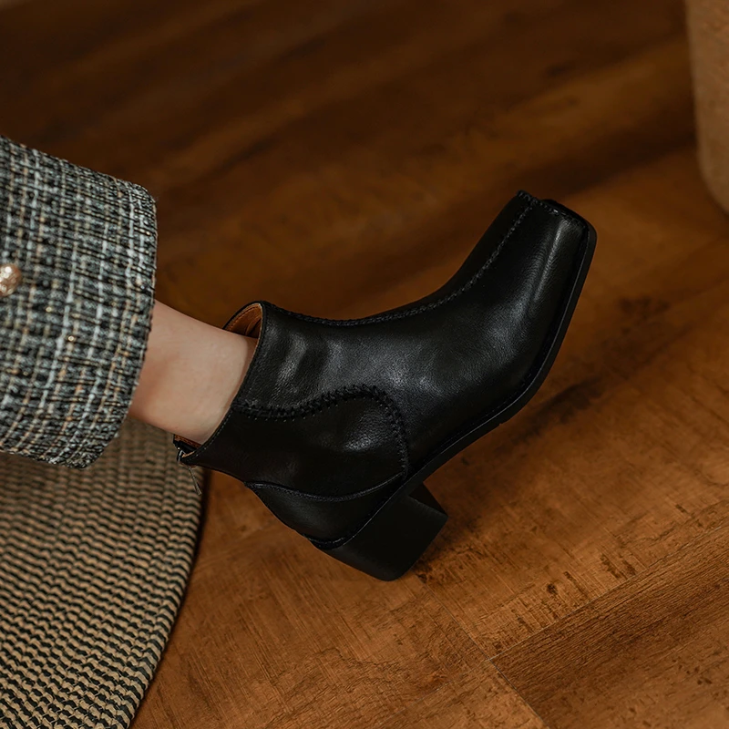 断码清仓处理/跟高5.5厘米/马丁靴百搭真皮复古粗跟秋冬短靴449