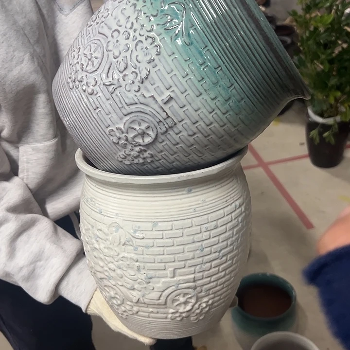 高度22厘米口20厘米