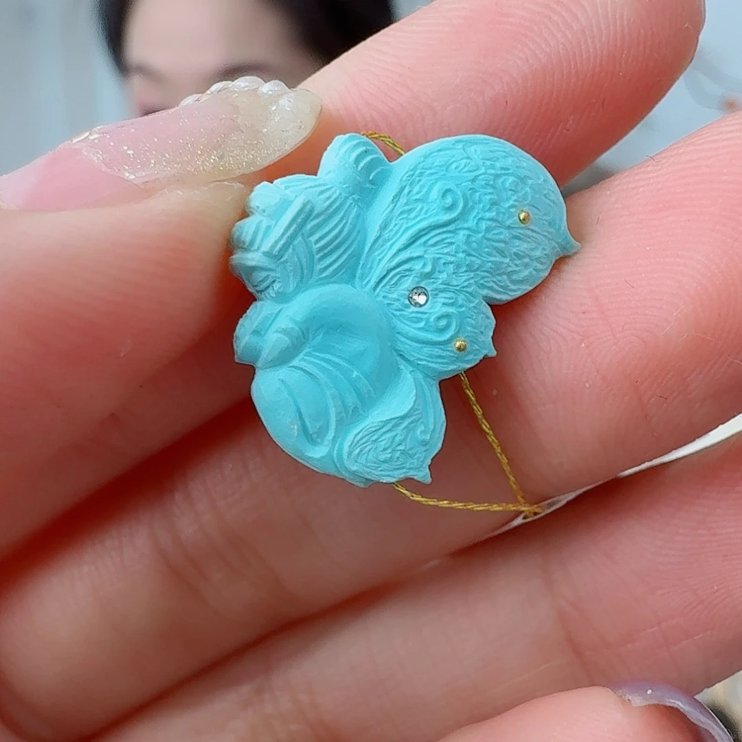绿松石未镶嵌珠宝奇石