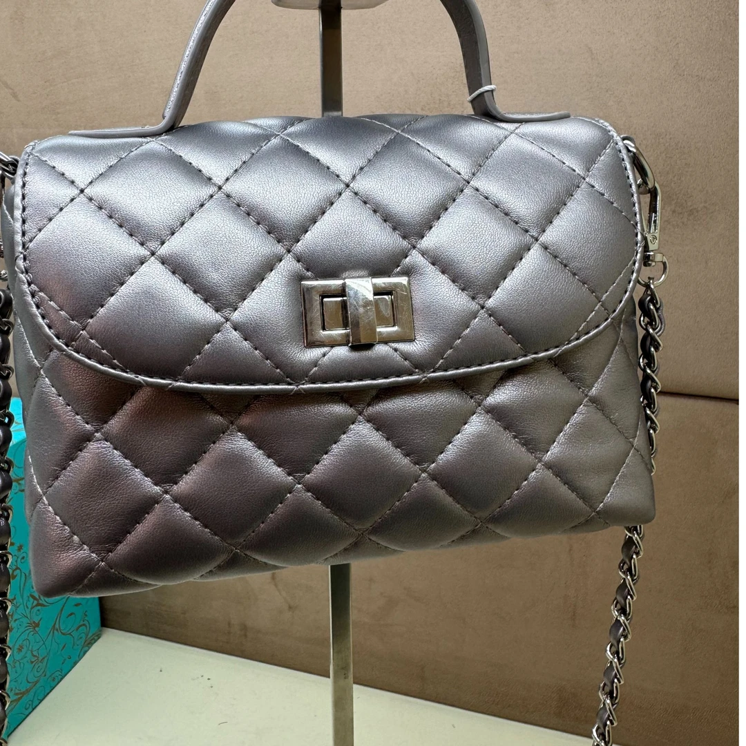 单肩拉链扣式斜挎包漆皮百搭菱格包小方包斜跨黑银女士肩包D011