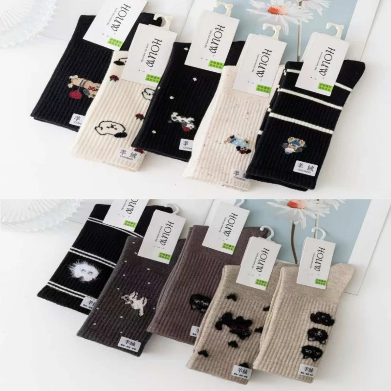 秋冬新款中筒袜加厚羊绒袜深色卡通女袜保暖透气时尚百搭冬季袜子