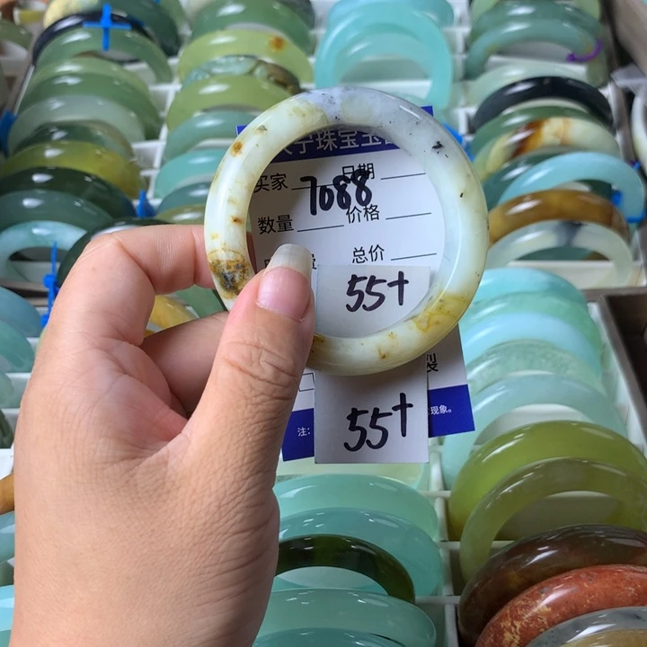 未镶嵌蛇纹石玉手镯7088