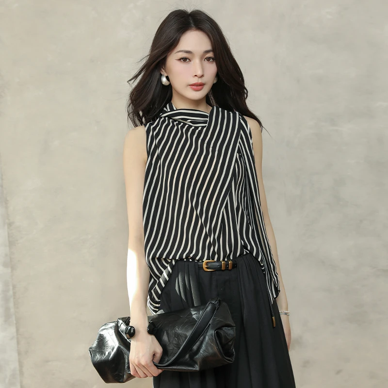 SASA「腔调条纹马甲」烈儿经典黑白条纹宽松飘带设计马甲L51MJ9130
