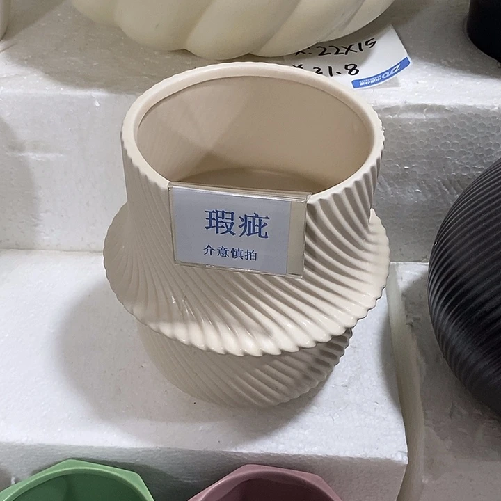 紫砂花盆多肉植物盆瑕疵有孔