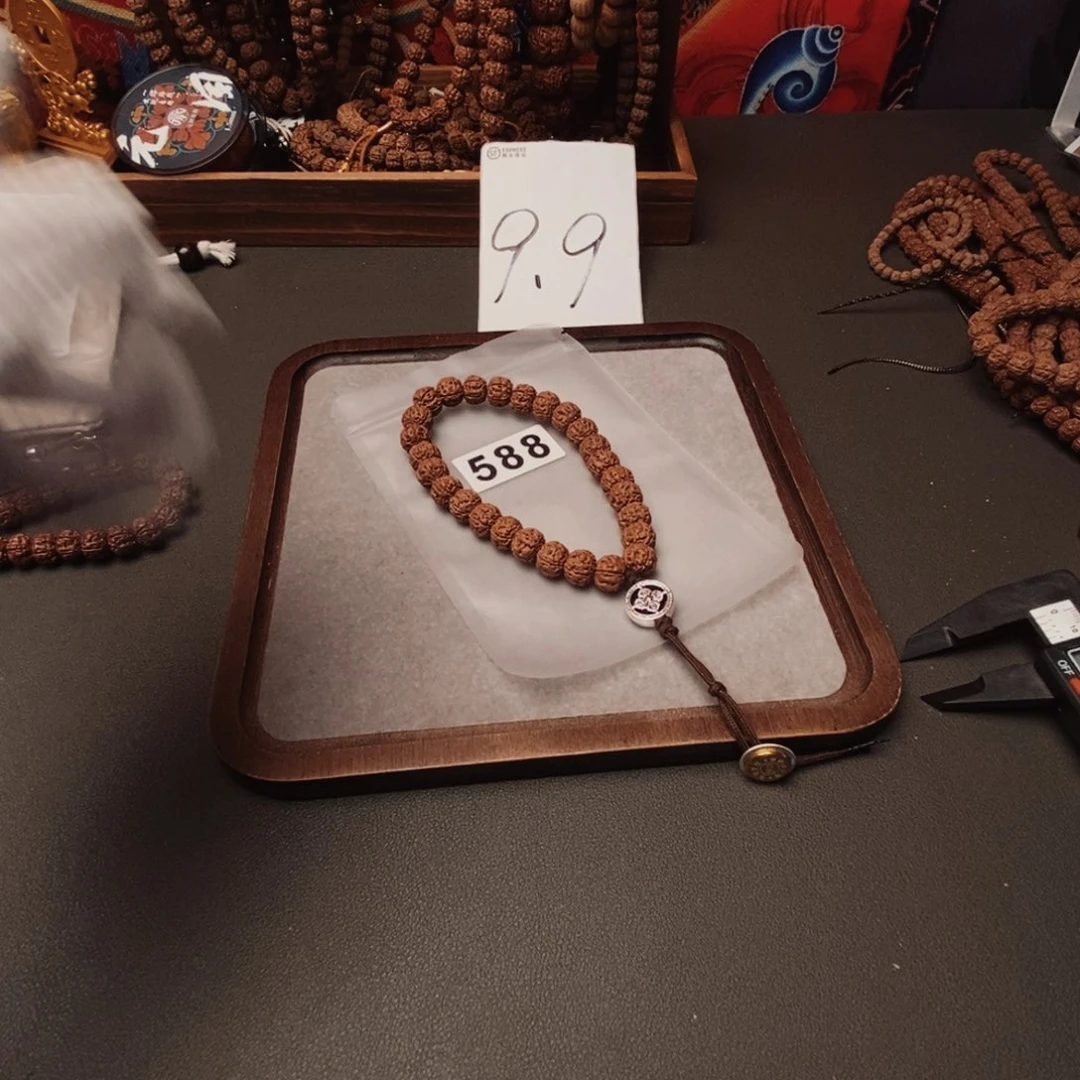 吊坠金刚菩提哦哦哦哦哦哦哦哦哦哦哦哦