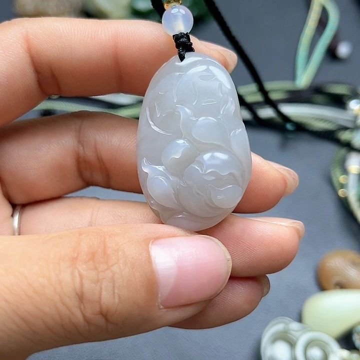 【闪购商品】颈饰未镶嵌和田玉