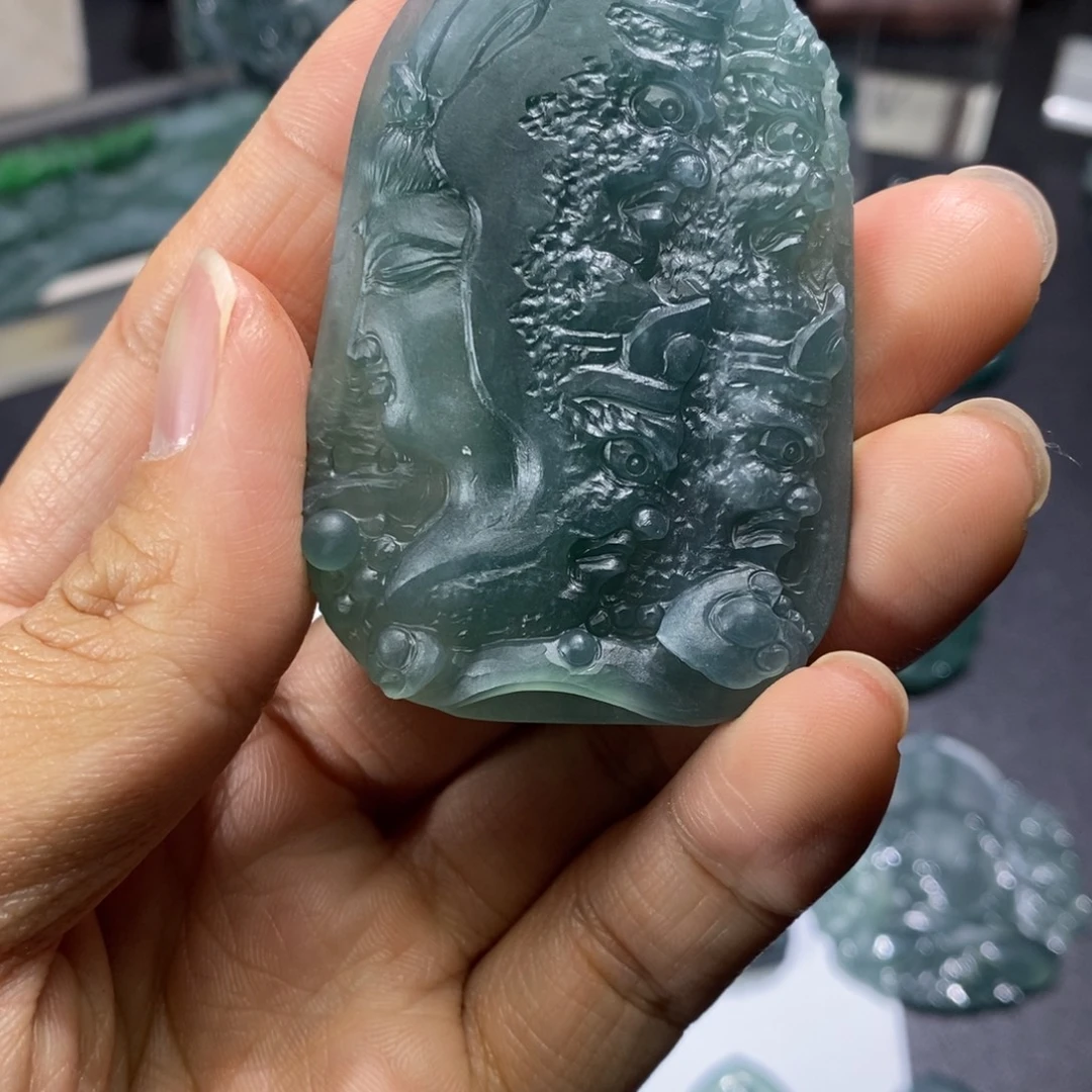 定制翡翠未镶嵌一念之间