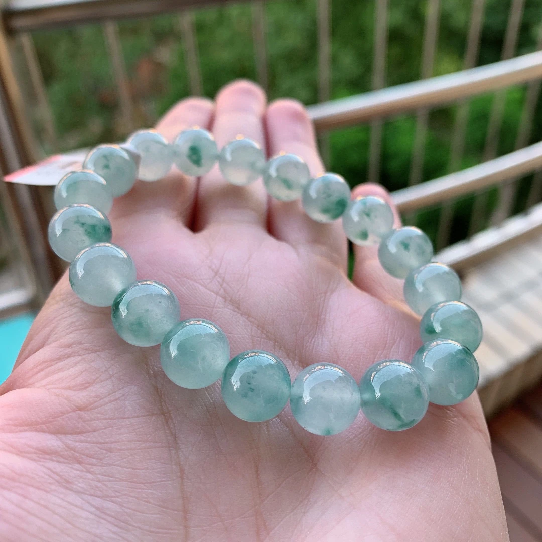 缅甸a货翡翠 冰飘花手串 卡10mm 32.50g 2.8