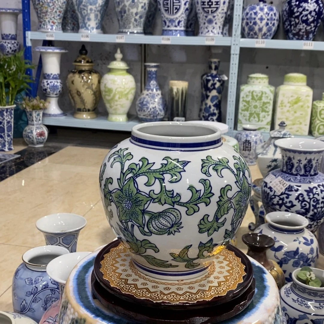 【闪购商品】摆件绿釉色大肚花瓶摆件……