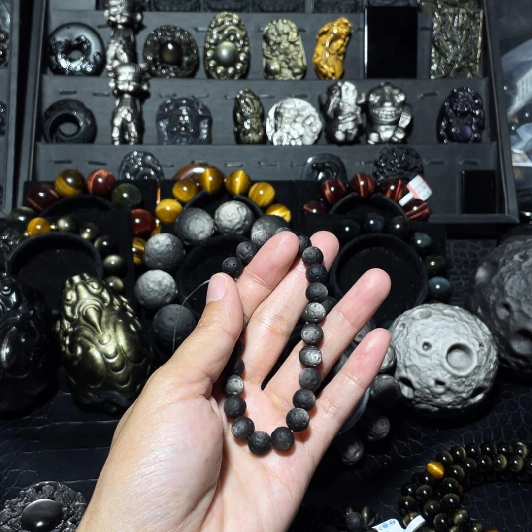 黑曜岩未镶嵌手链阿****?