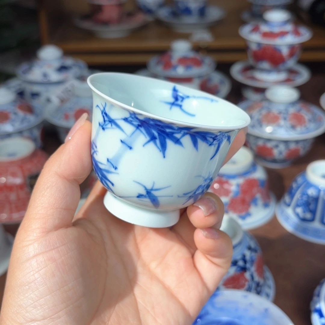 青花手绘竹子铃铛杯